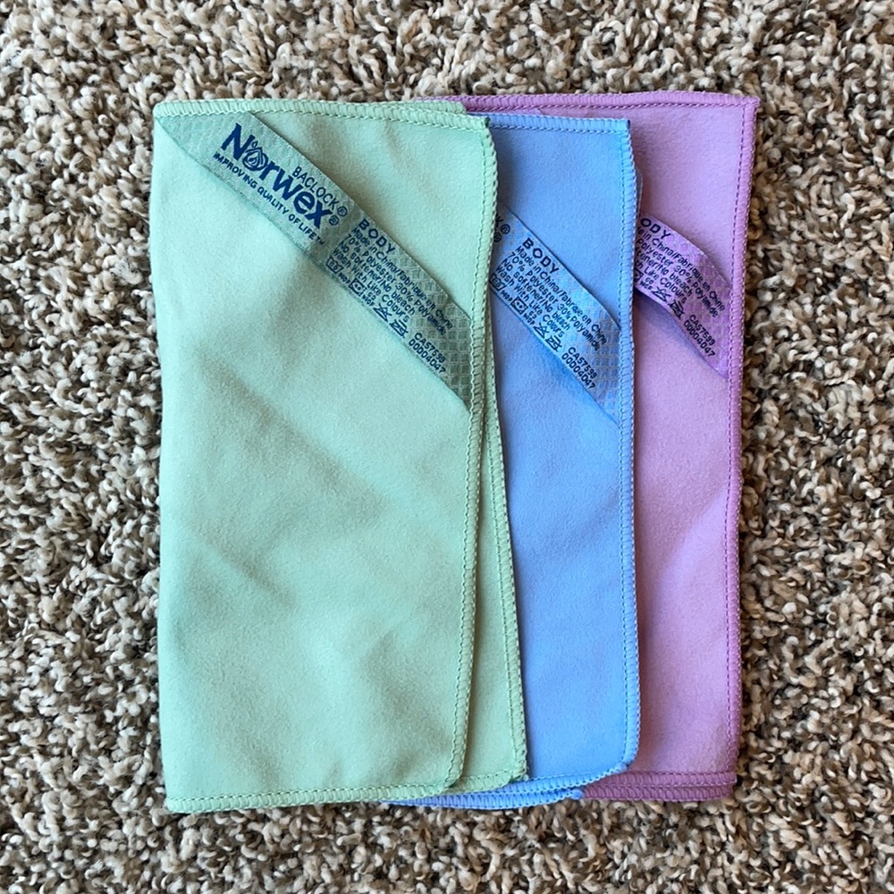 Norwex makeup removal body cloths set of 3